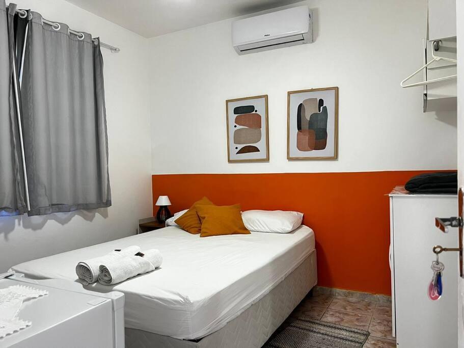 Casa De 2q Ate 6 Pessoas 100m E Entrada Independente Apartamento *